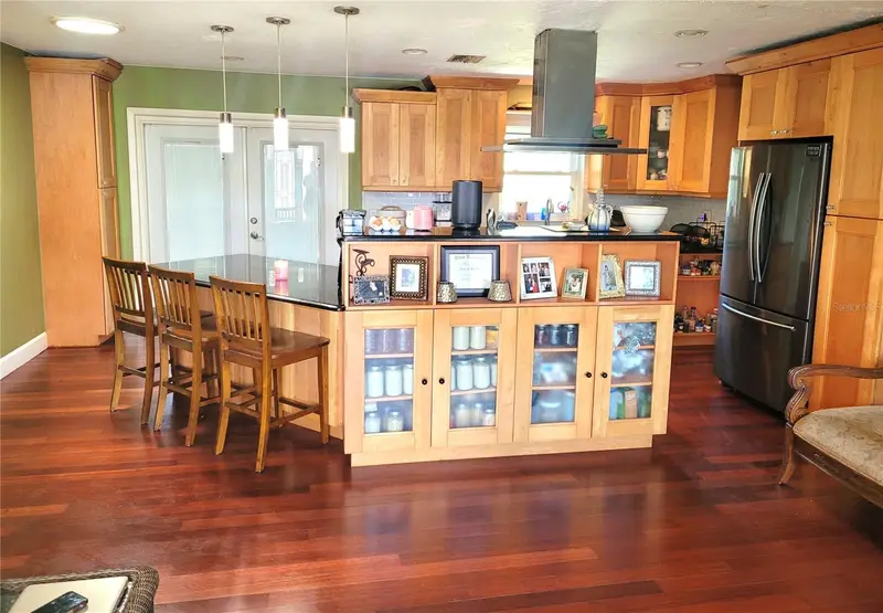 5203 Presidential St, FL