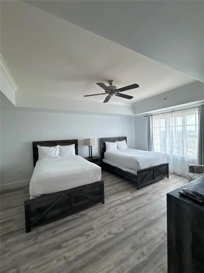 7593 Gathering Dr #307, FL