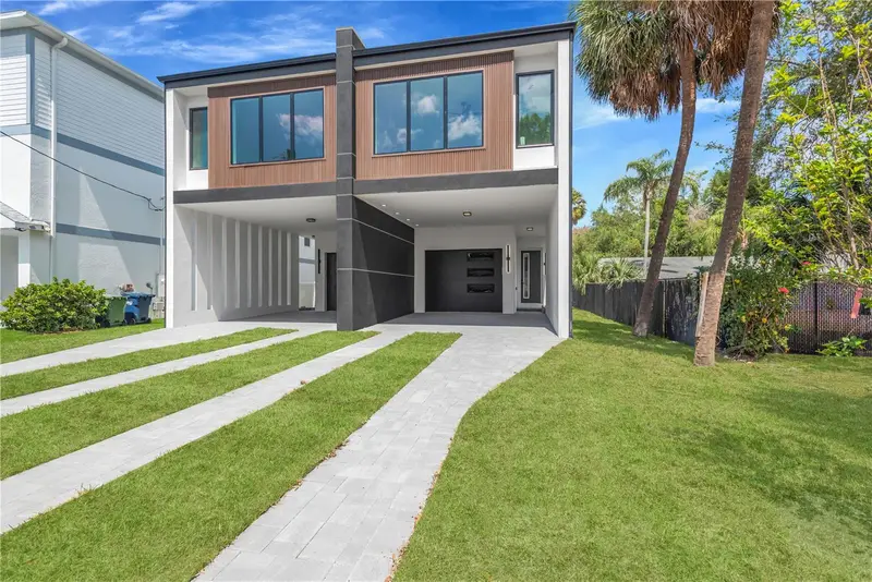 6021 Interbay, FL