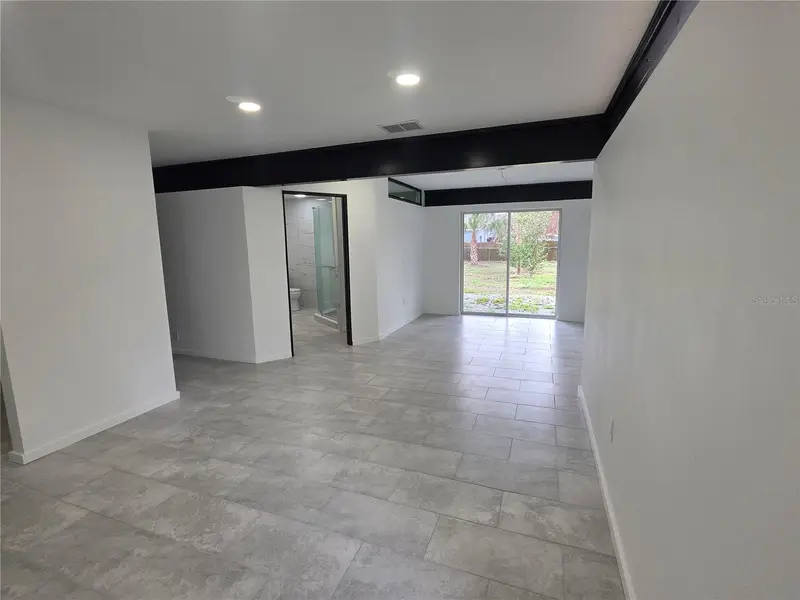 1390 S Swearingen, FL