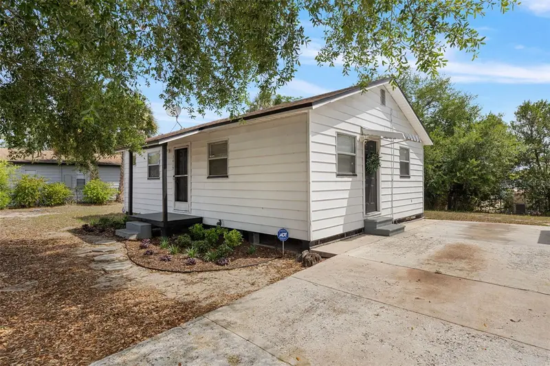 3419 N 54th St, FL