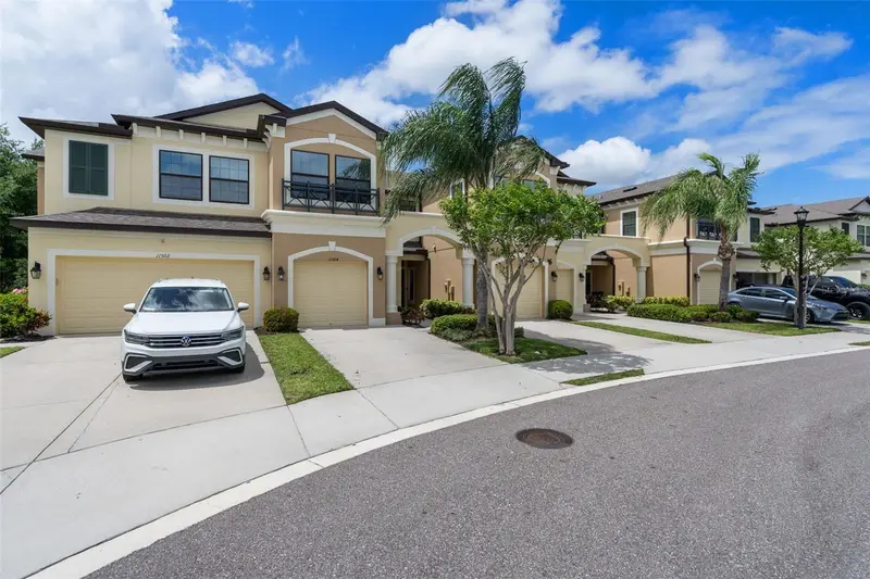 11504 Crowned Sparrow Ln, FL