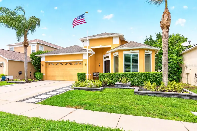 9644 Heron Pointe Dr, FL
