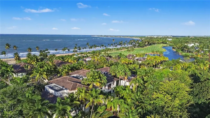 7000 Bahia Beach Boulvard Las Ventanas I #222, PR