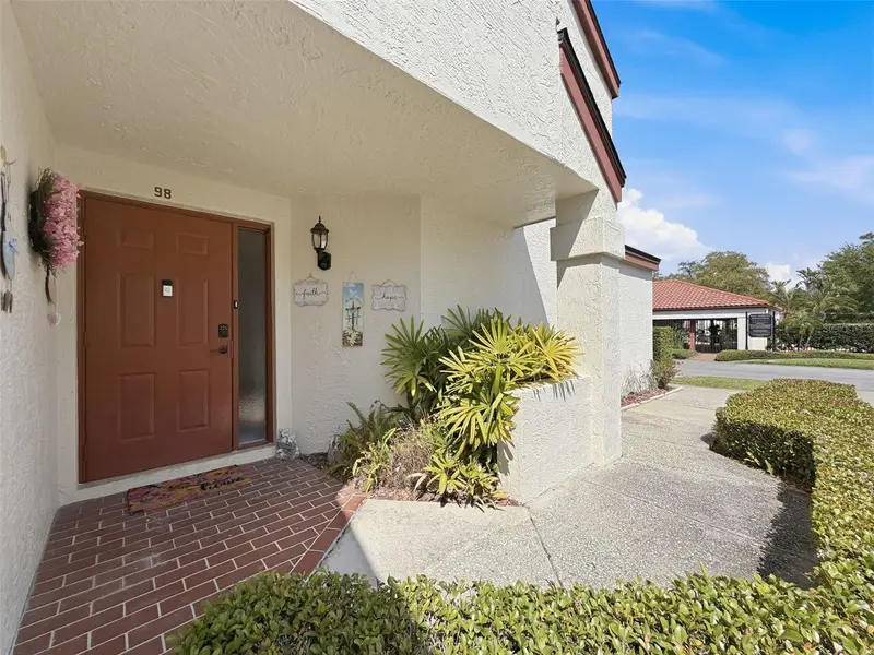 3455 Countryside Blvd #98, FL
