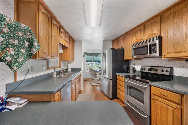 1610 Reynolds Rd #212, FL