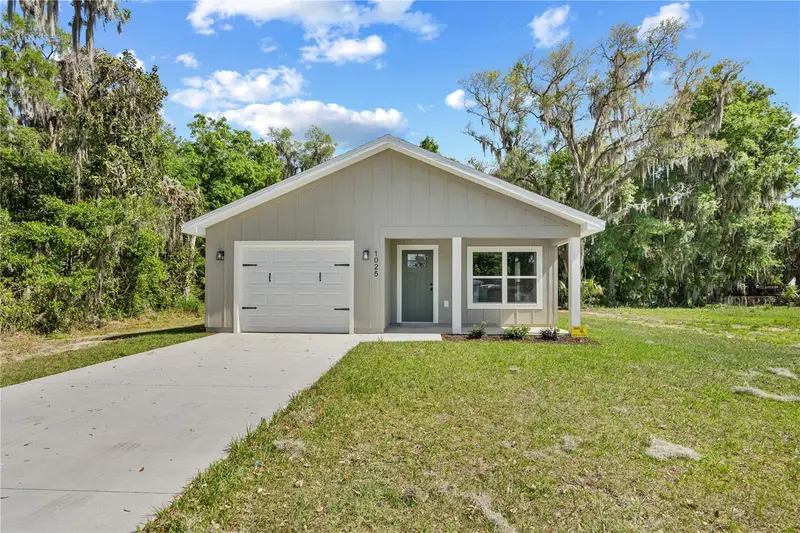 1025 Cr 452a, FL