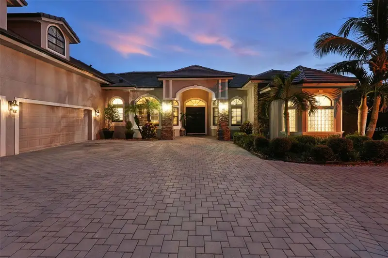 8830 Grey Hawk Pt, FL