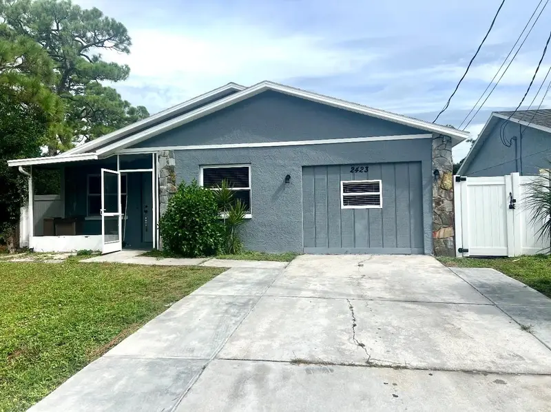 2423 23rd Street, FL