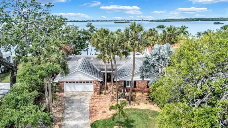 2612 Keystone Ct N, FL