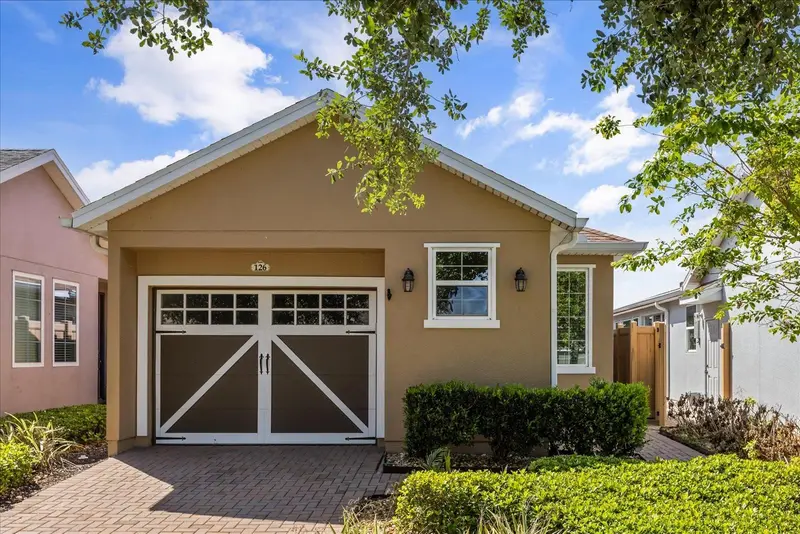 126 Bayou Bend Rd, FL