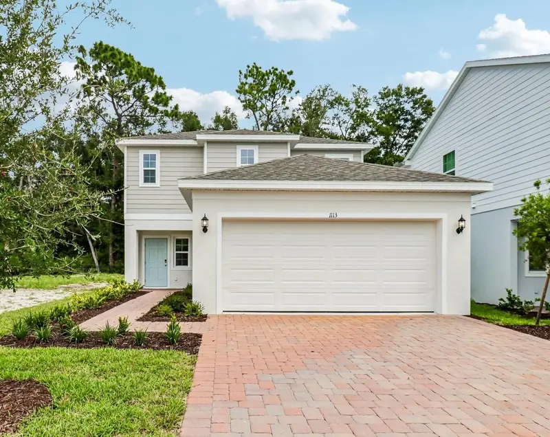 1113 Majesty Palm Cir, FL