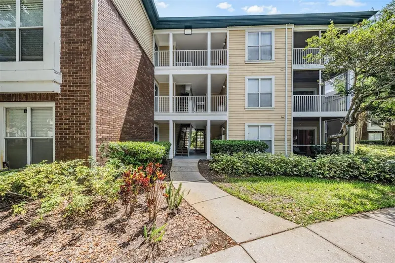 10024 Strafford Oak Ct #802, FL