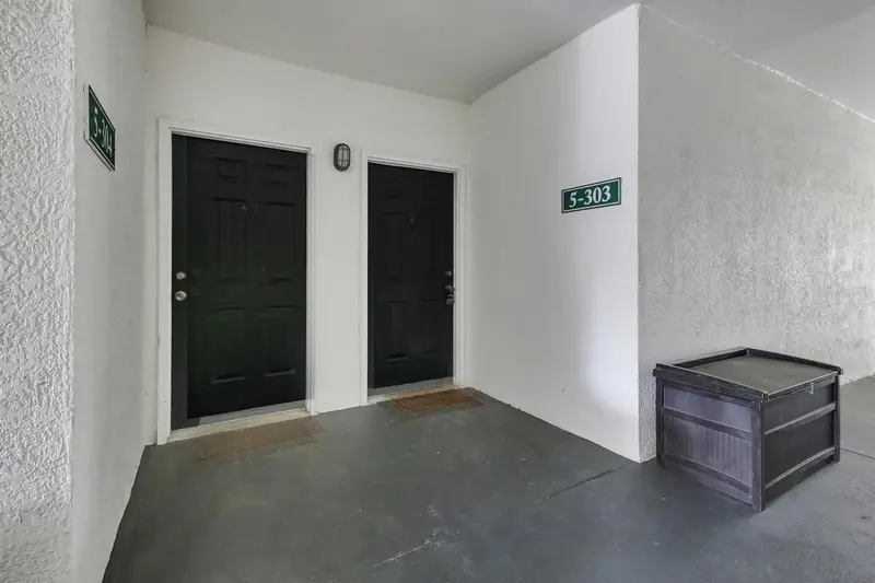 2705 Maitland Crossing Way #303, FL