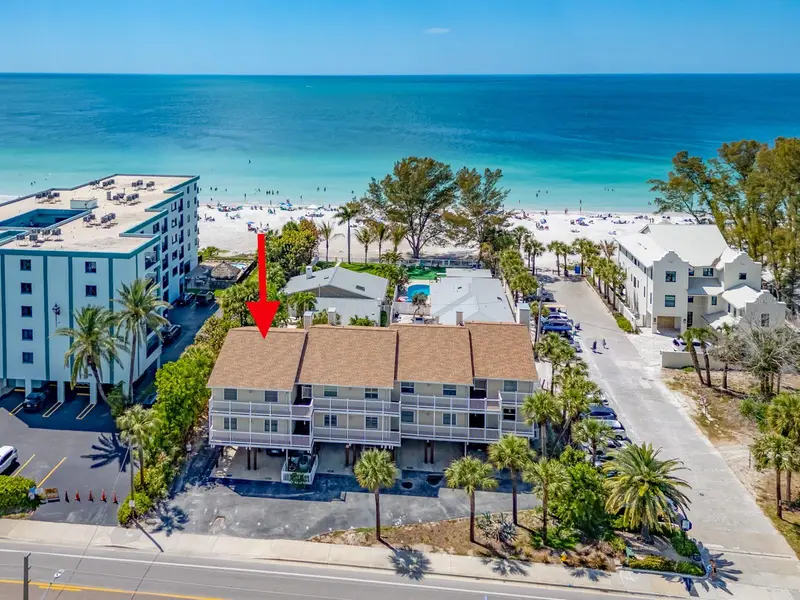 2406 Gulf Blvd #204, FL