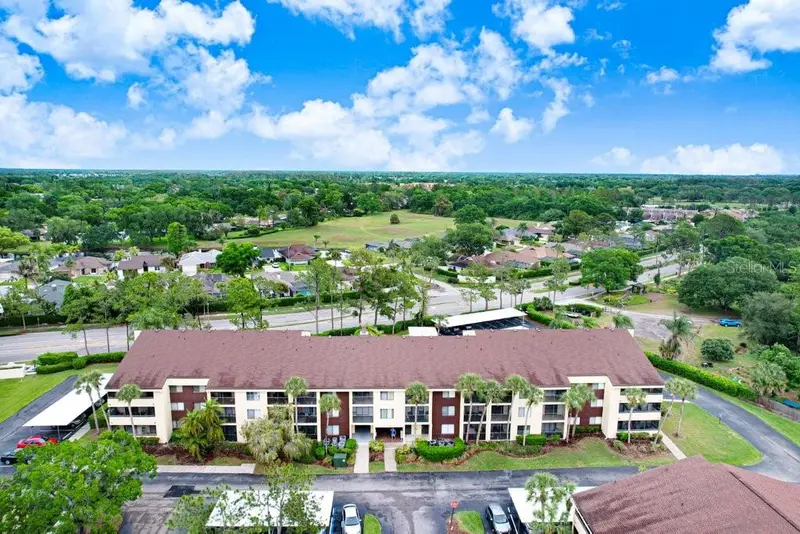 13602 S Village Dr #1205, FL