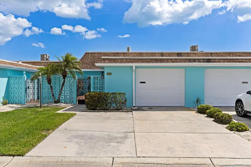 354 Boca Ciega Point Blvd, FL