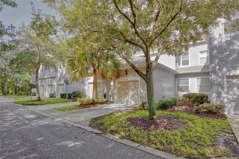 9410 Georgian Park Ln #105, FL
