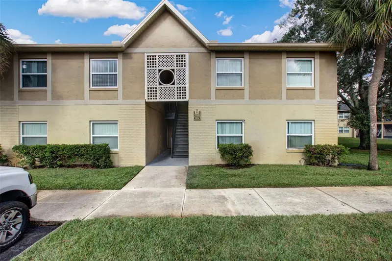 9908 Sweepstakes Ln #8, FL