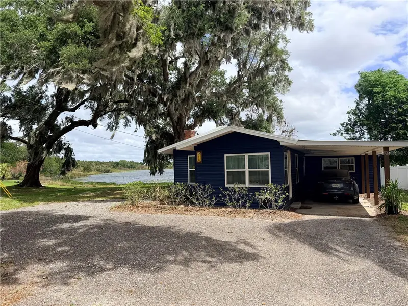 915 W Main St, FL