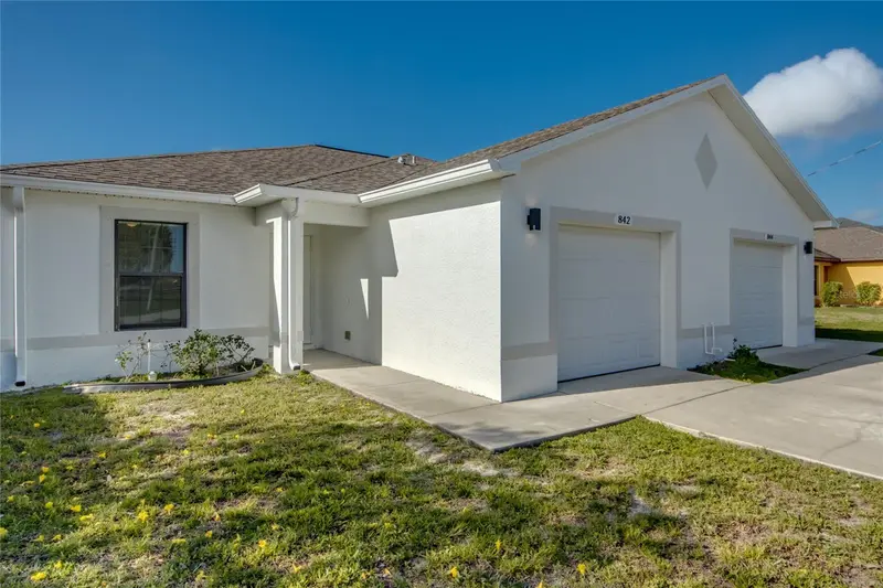 842/844 Sw 39th Ter, FL