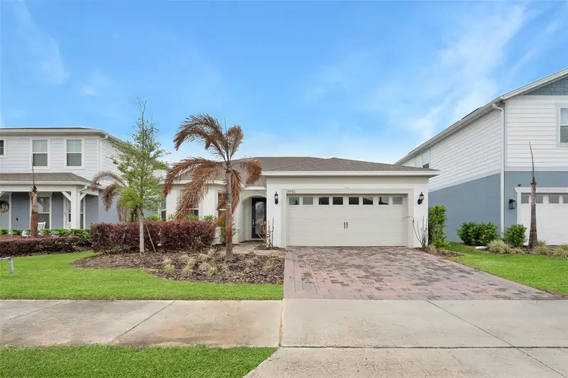15966 Winding Bluff Dr, FL