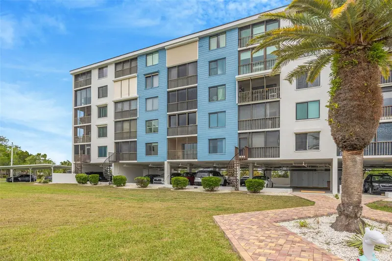 4620 Bay Blvd #1117, FL