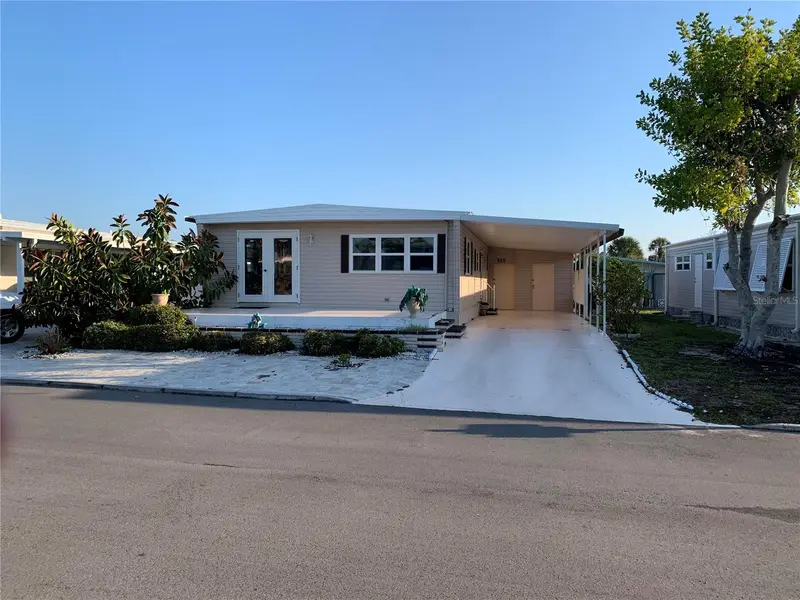 217 Mantua Dr, FL