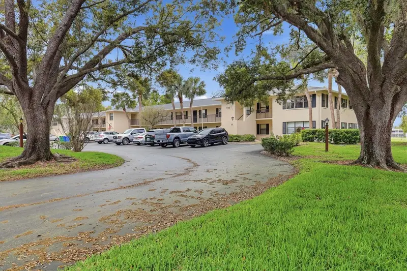 7130 Fairway Bend Ln #291, FL