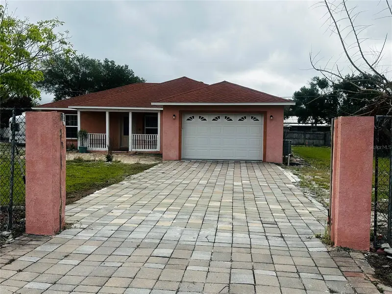 910 W Rich Dr, FL