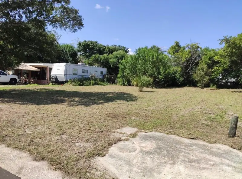 1403 Donna, FL