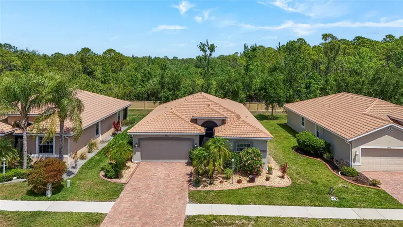 6240 Falcon Lair Dr, FL