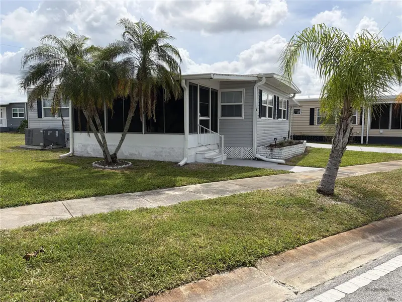 5308 Tri Par Dr, FL
