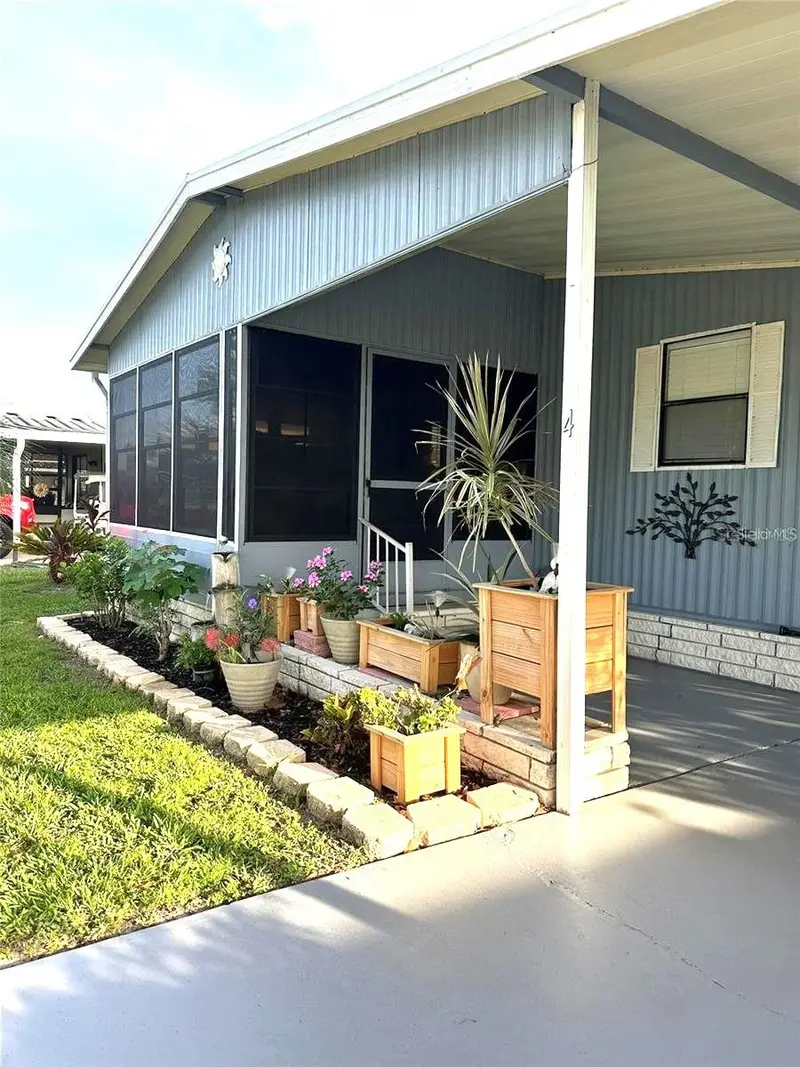 6456 Presidential Cir, FL