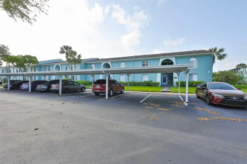 284 115th Ave N #3, FL