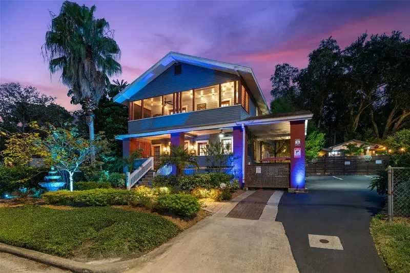1035 E Robson St, FL