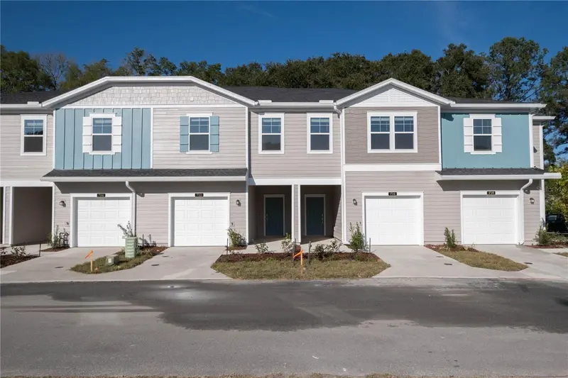 704 Nw 126th Ter, FL