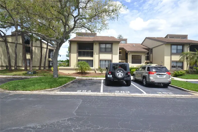 284 Woodlake Wynde, FL