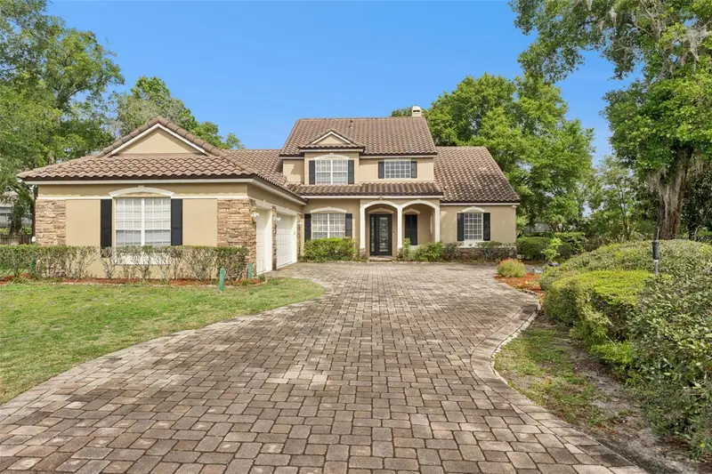 216 Juniper Ridge Ct, FL