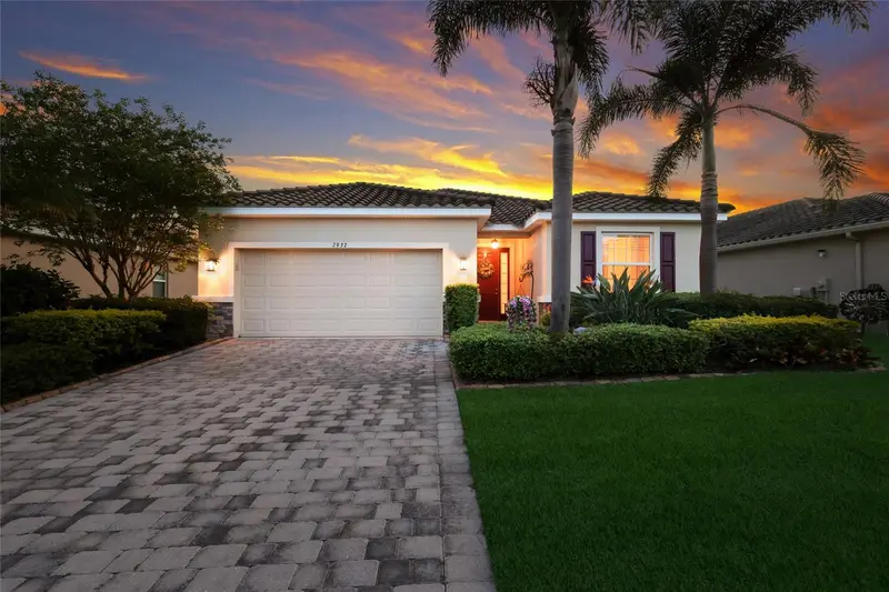 2937 Esmeralda Dr, FL