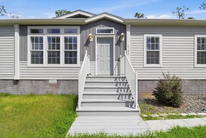 6735 W Homosassa Trl, FL