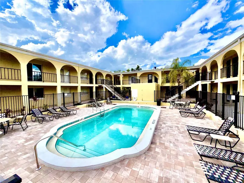 3206 W Azeele St #100, FL