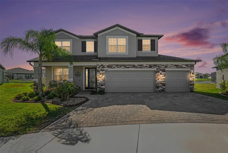 4902 Eagle Rock Dr, FL