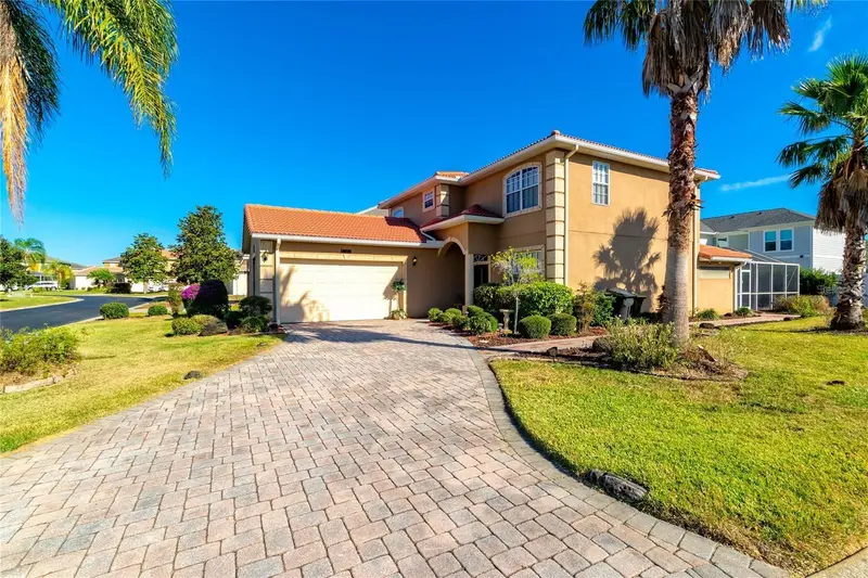 284 Vista Dr, FL
