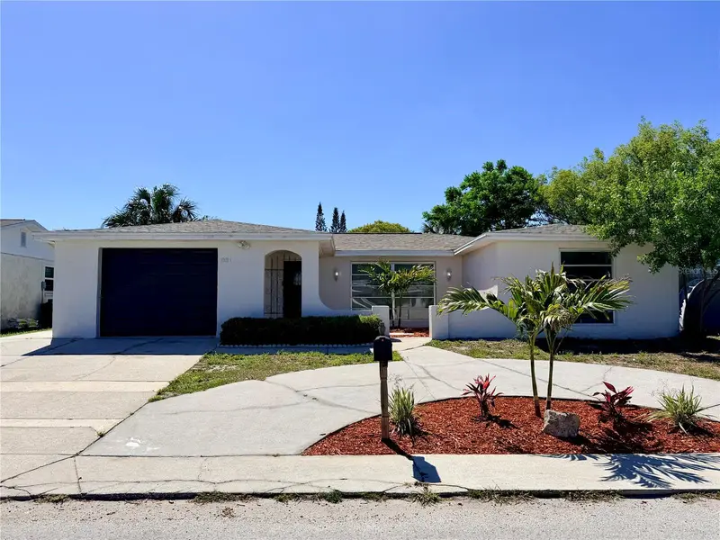10019 Sleepy Hollow Ln, FL