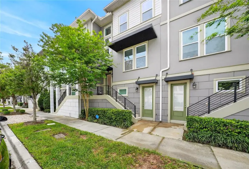 8412 Karrer Ter, FL