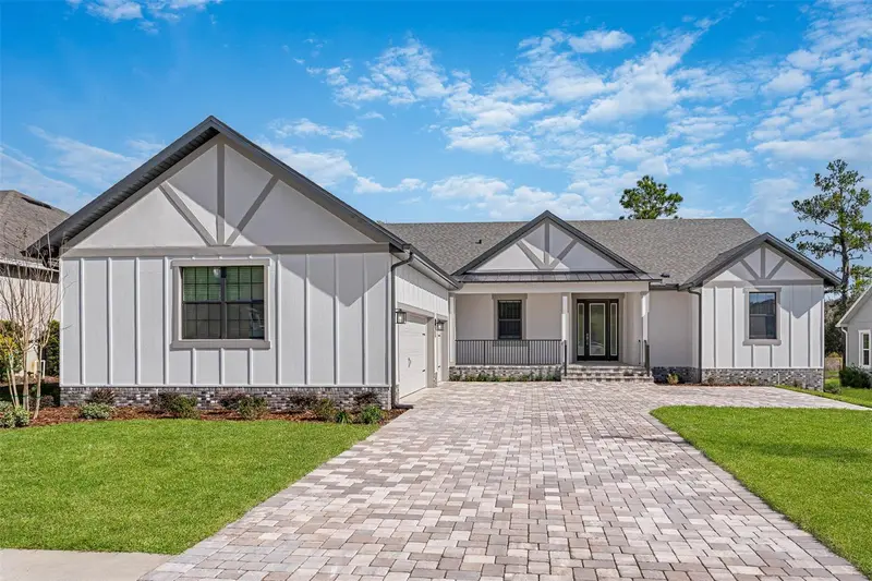 5601 Summit View Dr, FL