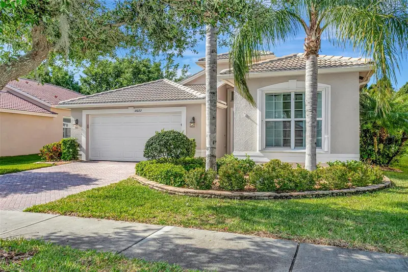 16022 Golden Lakes Dr, FL