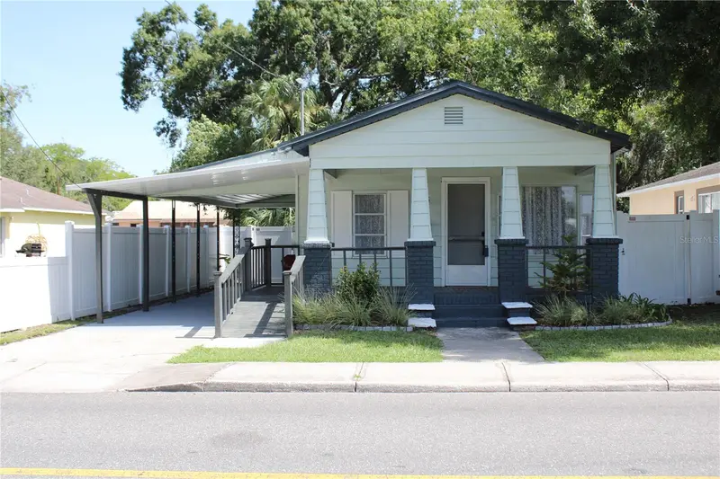 1106 E Dr Martin Luther King Jr Blvd, FL