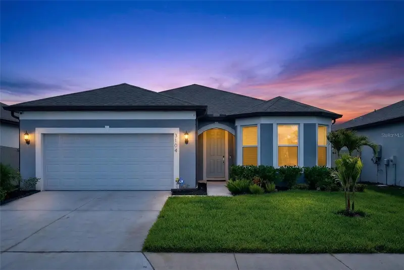 3104 61st Ter E, FL